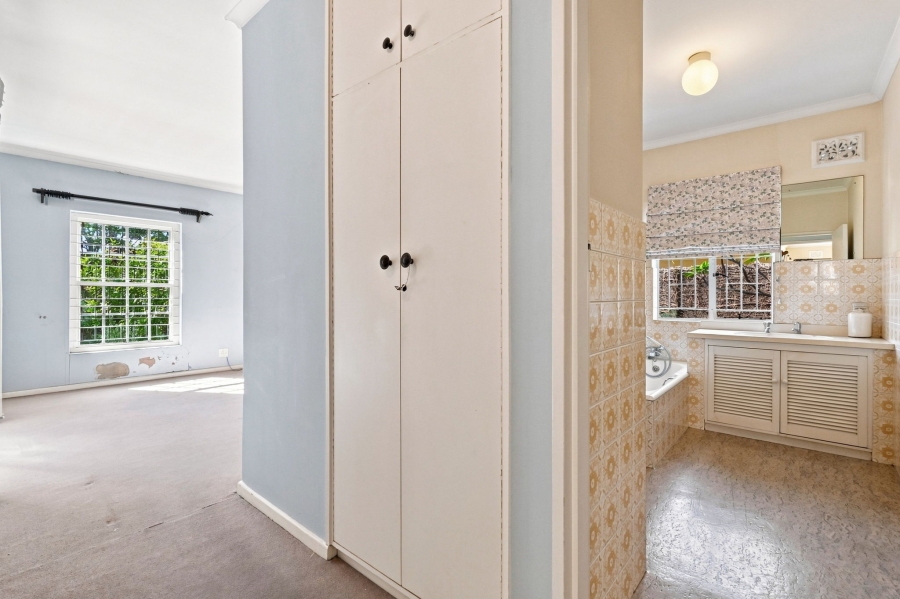3 Bedroom Property for Sale in Harfield Village Western Cape